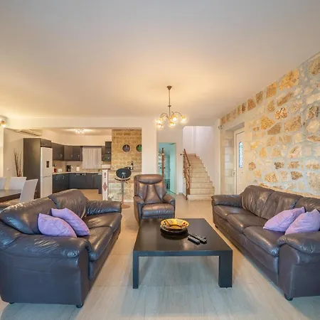 Mounda Hermes * Ratzaklíon